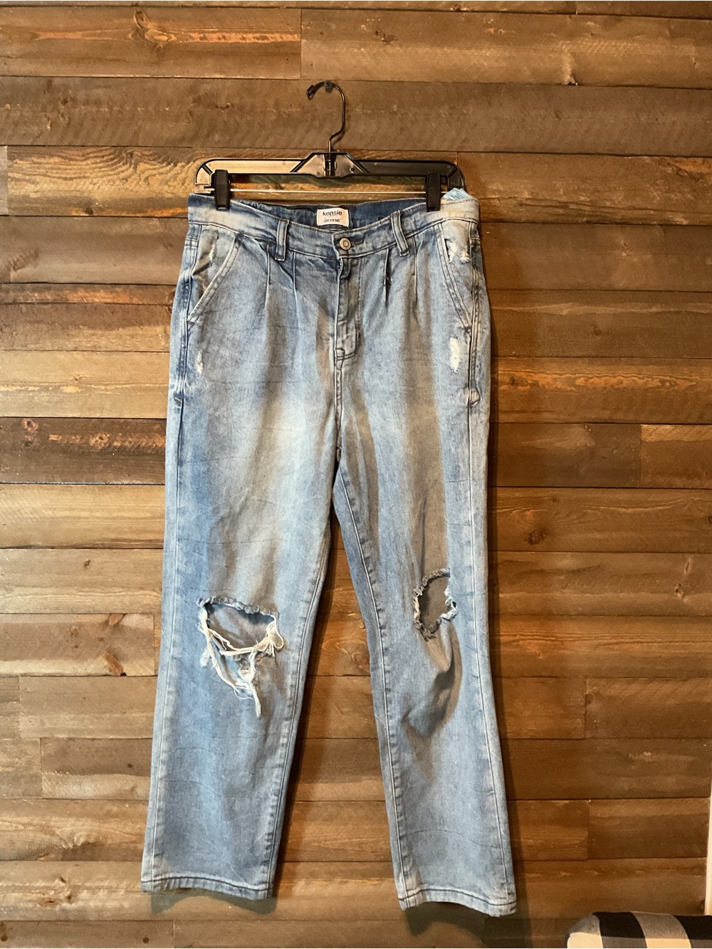 Kensie Jeans Pleated Front Distressed Women’s Size 6/28